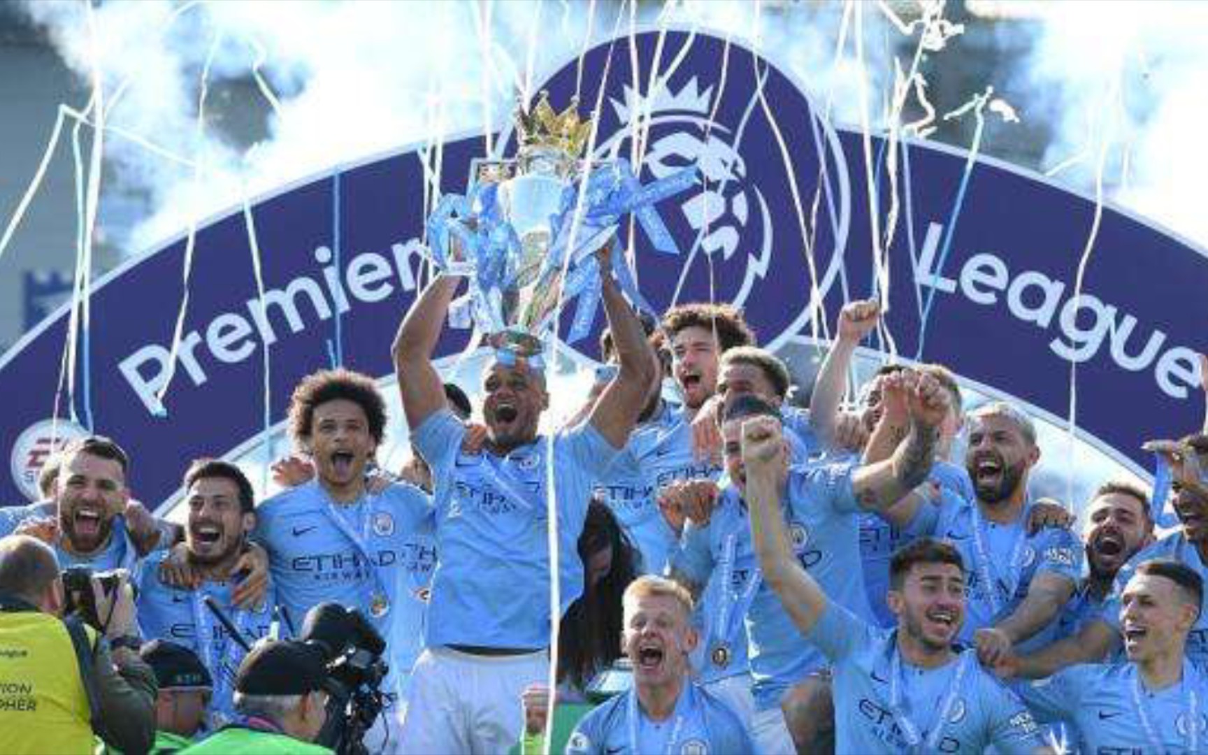 而阿根廷年 而阿根廷年