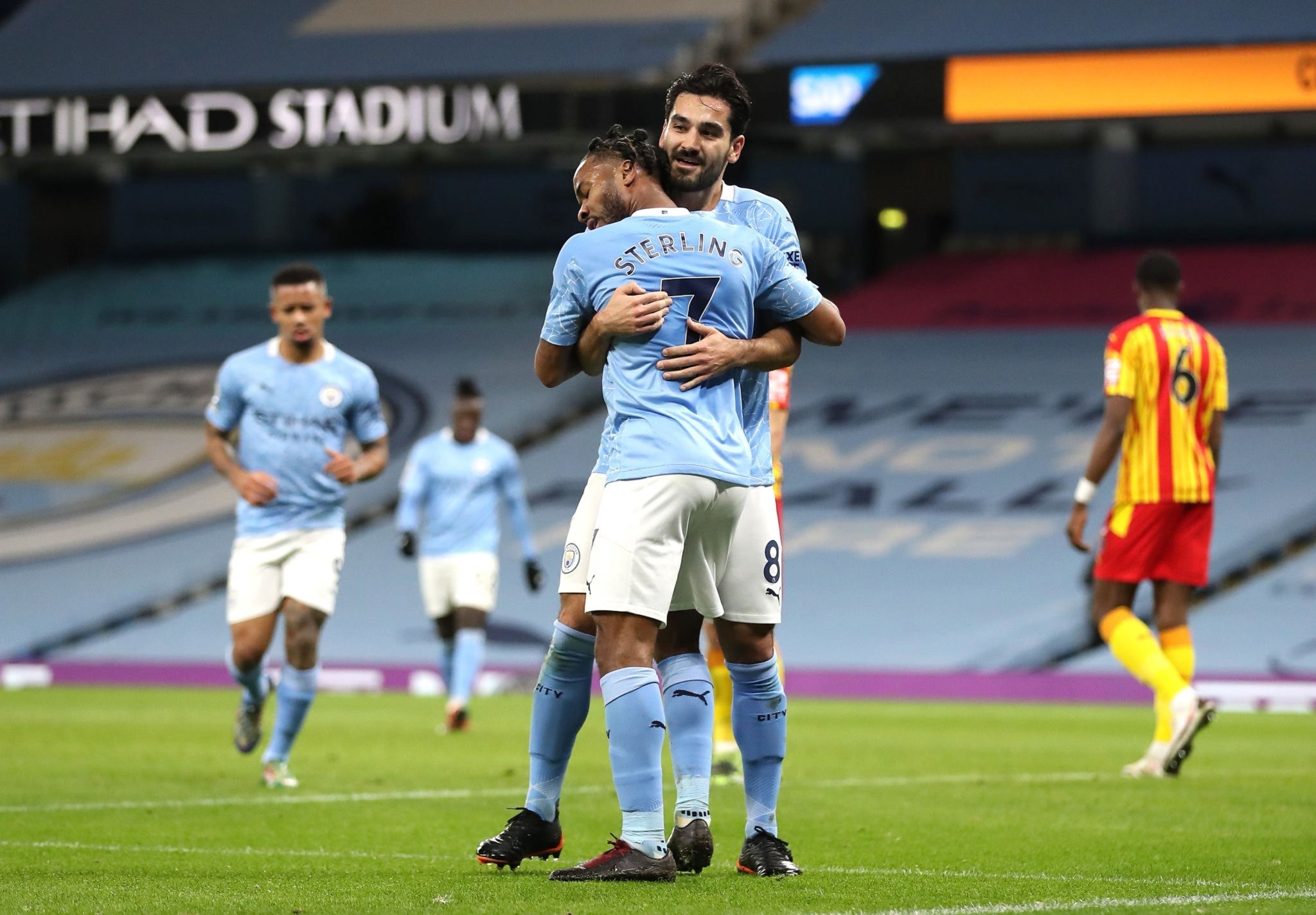 进关键球员 进关键球员